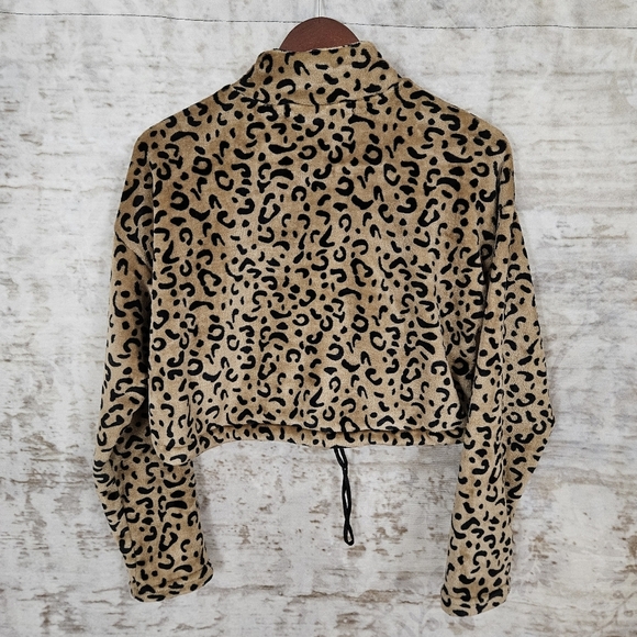 HYFVE HYFVE HYFVE Leopard Print Fleece Pullover and Pant Set M L Jogger Soft - Picture 3 of 9